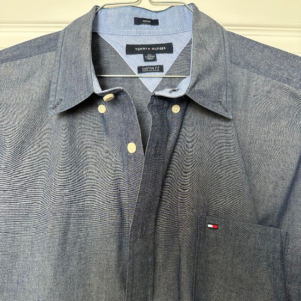 Tommy Hilfiger Custom Fit Dress Button Down